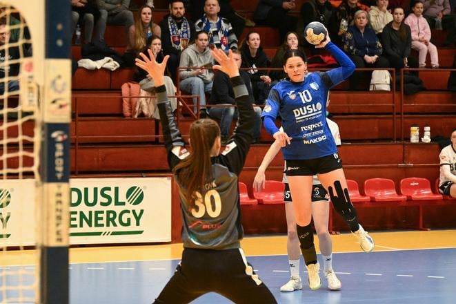 Krídelníčka šalianskych hádzanárok Katarína Pócsíková bola so 7 gólmi najlepšou strelkyňou svojho tímu pri výhre v Bosne a Hercegovine.