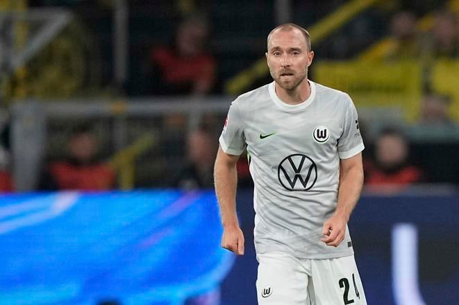 Christian Eriksen v drese Wolfsburgu.