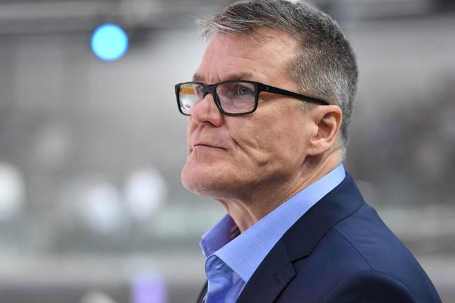 Fínsky tréner Kai Suikkanen má obrovské skúsenosti a zrejme aj potrebný nadhľad, aby pomohol hokejistom Prešova v slovenskej najvyššej hokejovej súťaži.