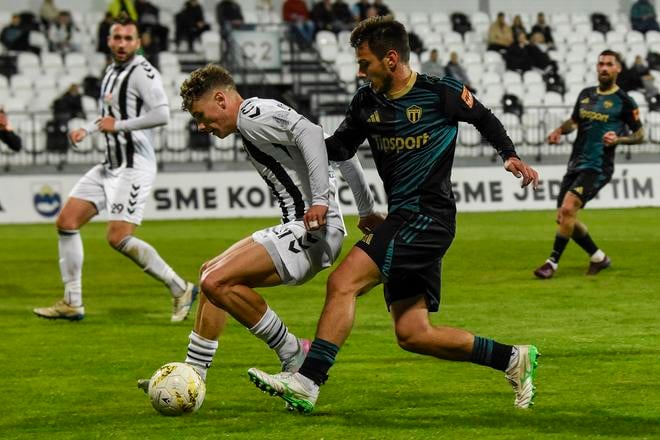 Zľava Filip Buchel z Myjavy a Petr Pudhorocký zo Skalice.