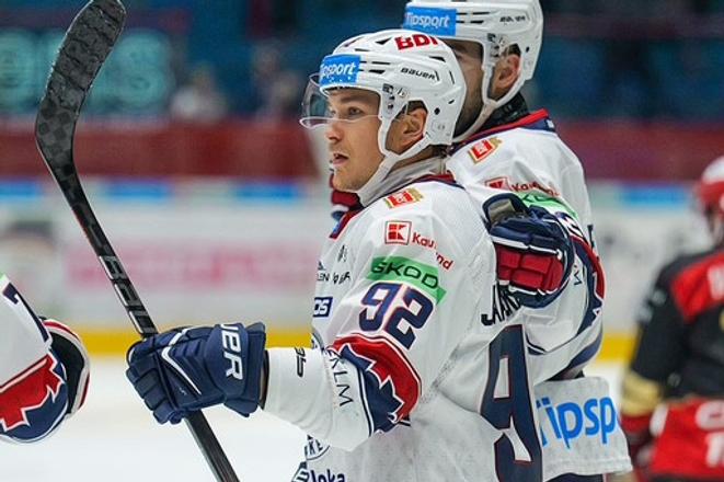 Joona Jääskeläinen po jednom z dvoch gólov do siete Prešova.
