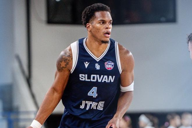 Shamiel Stevenson bol najlepším strelcom domácich v zápase so Svitom.