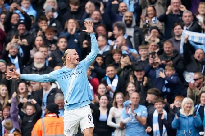 Futbalista Manchestru City Erling Haaland sa teší z gólu v zápase 8. kola anglickej Premier League Manchester City - FC Everton v Manchestri v sobotu 18. októbra 2025.