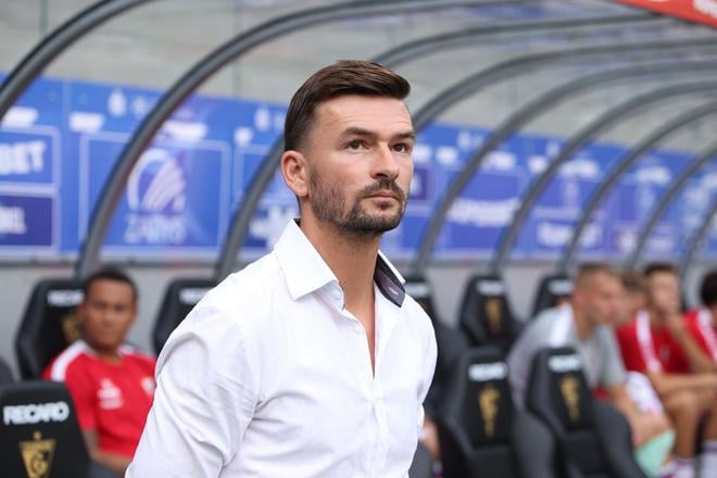 Michal Gašparík na lavičke Górniku Zabrze.