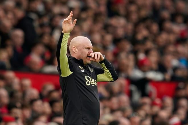 Sean Dyche sa stal novým trénerom Nottinghamu Forest.