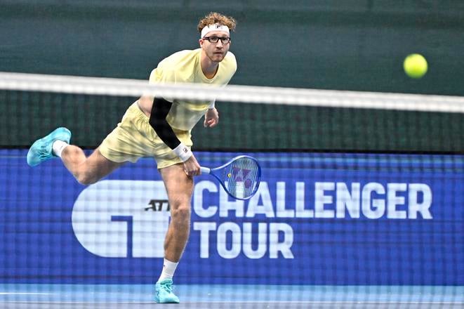 Miloš Karol (Slovensko) v stretnutí proti Britovi Choinskému v 1.kole challengerového turnaja Slovak Open 2025.