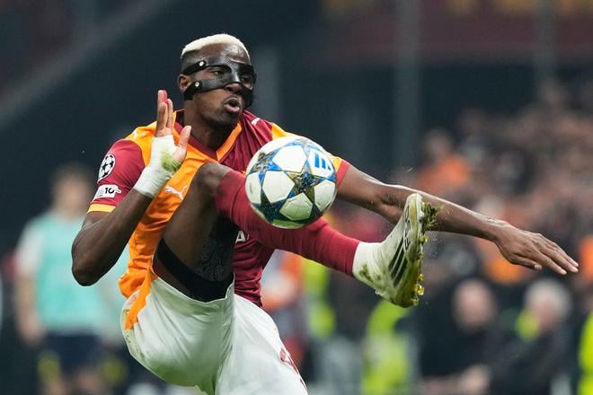 Victor Osimhen z Galatasarayu Istanbul.