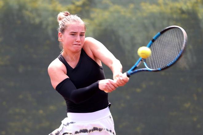 Viktória Morvayová.