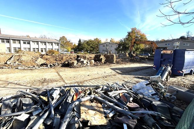 Mach s Paškom rozbehli realitný biznis. Byty stavajú na bývalých pozemkoch nemocnice