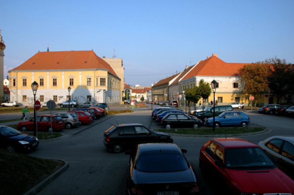 Pohľad od hradieb na Radlinského ulicu, 2005