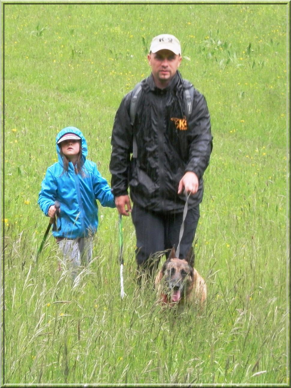 Nechcel som veriť, keď som ich v diaľke zočil, že to dievčatko v takom nečase ide trasu 20 km