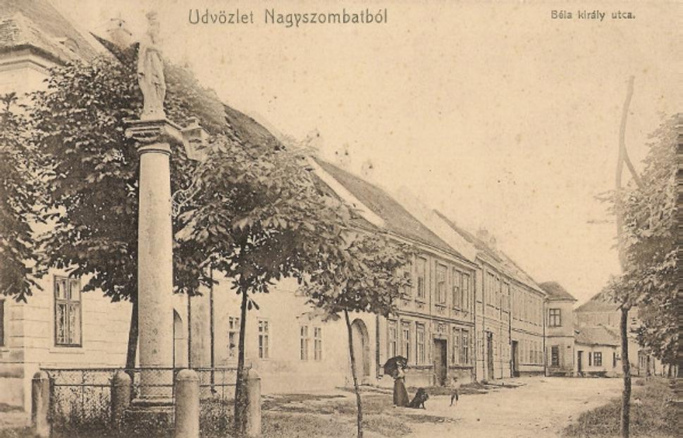 Pohľadnica ulice s mariánskym stĺpom