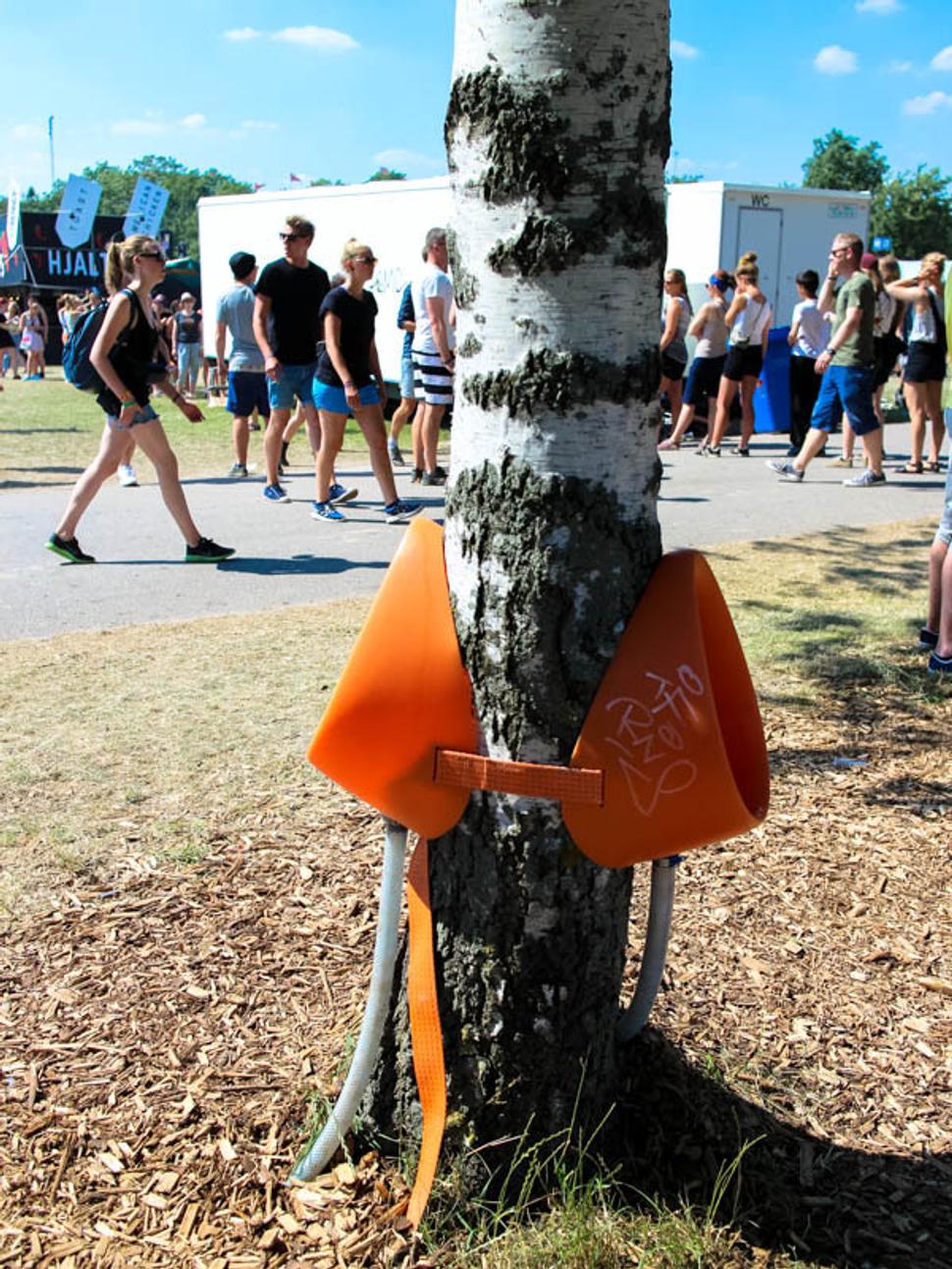 Takzvaný P-Tree pre pánov na miestach, kde je to k toaletám ďaleko.