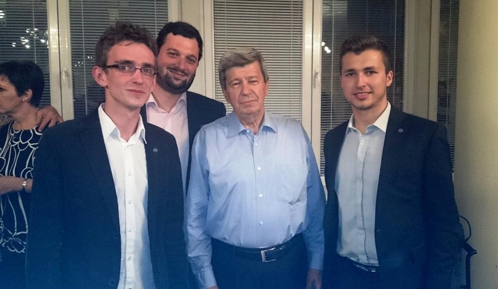 Centrála SDKÚ-DS, oslava víťazstva Eduarda Kukana v Eurovoľbách, Bratislava
