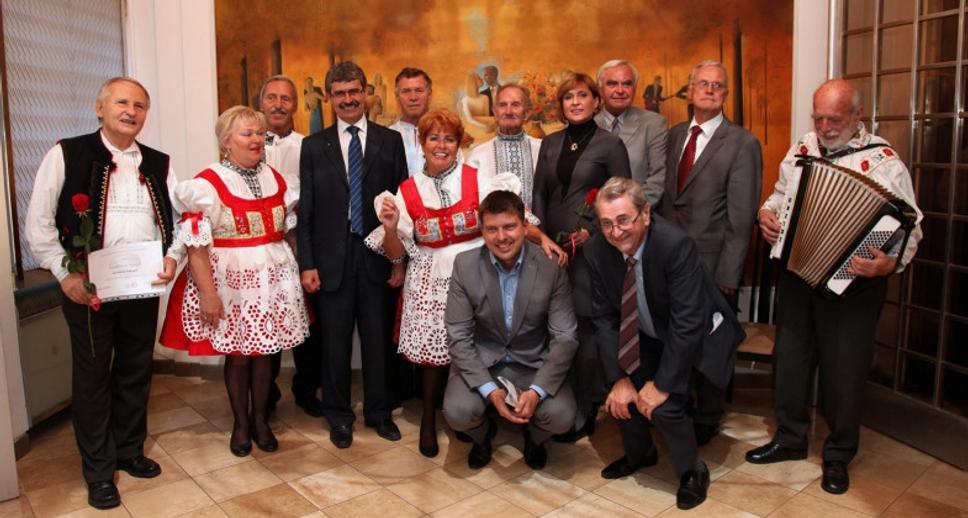 Úcta k starším - Jednota Dôchodcov Slovenska