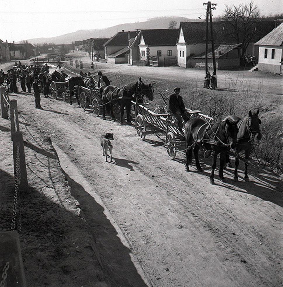 Hradište. Pohľad na dolný koniec od kostola.