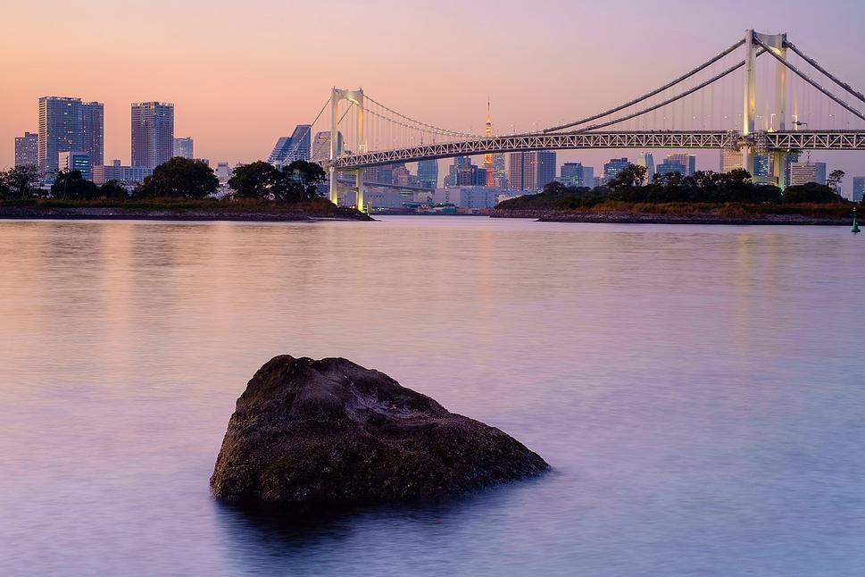 Rainbow bridge, je veľmi pekný a zaujímavý most.