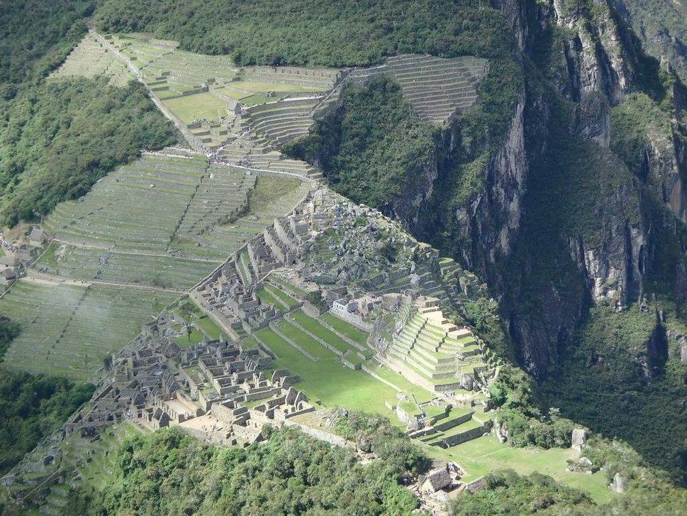 Pohlad na Machu Picchu z Wayna Picchu
