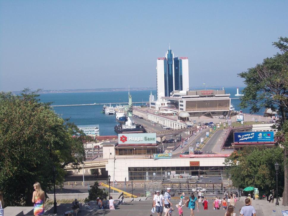 Hotel Odessa z Potemkinovských schodov