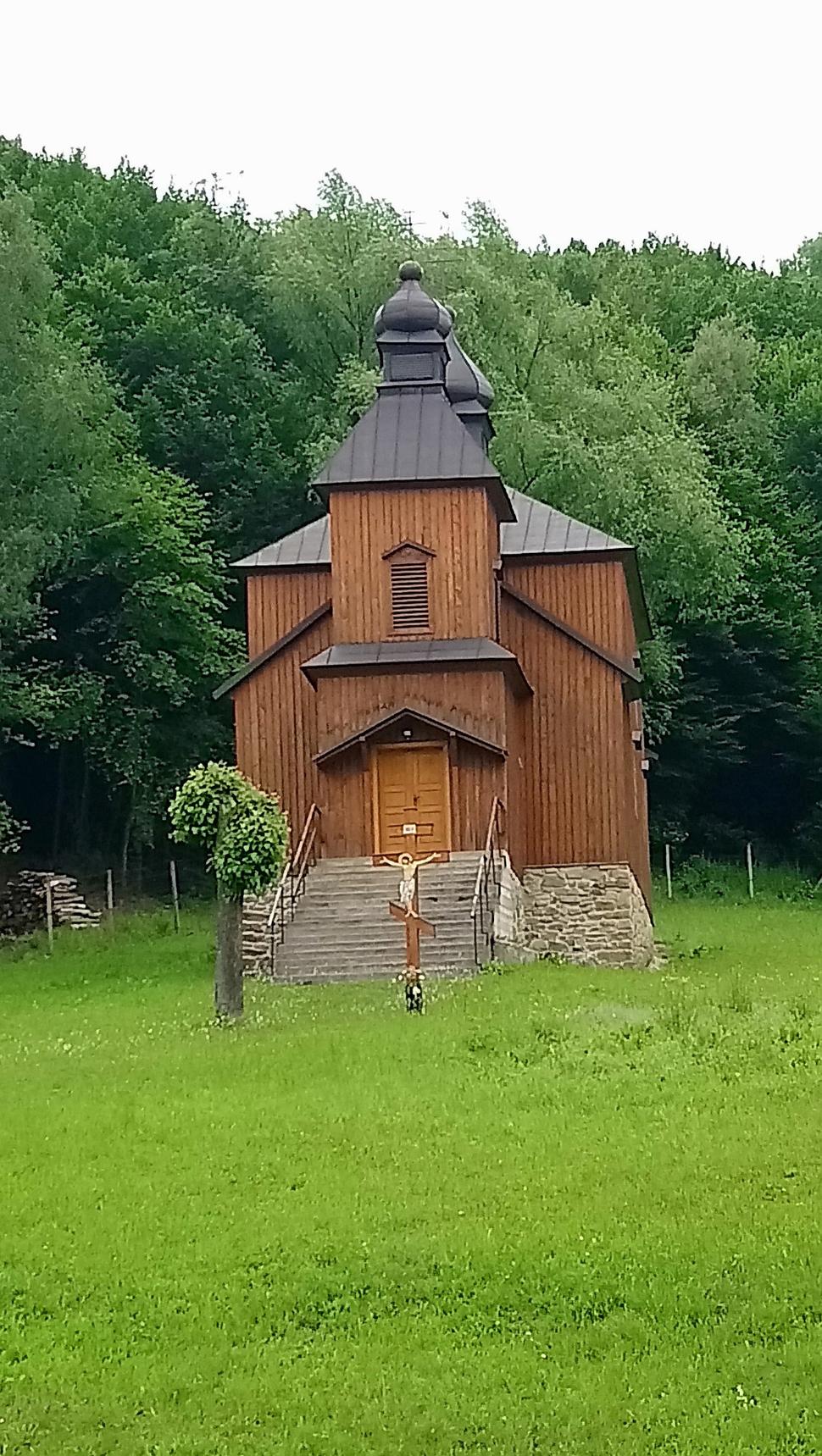 Drevený kostolík v Medveďom