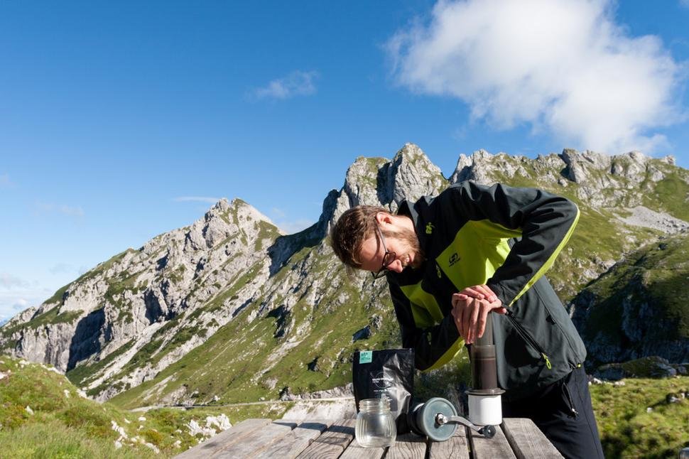 dokonca aj keď sme sa trepali s aeropressom a čerstvou kávou