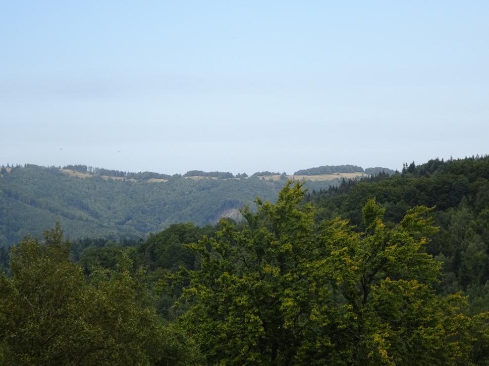 Protiľahlý hrebeň