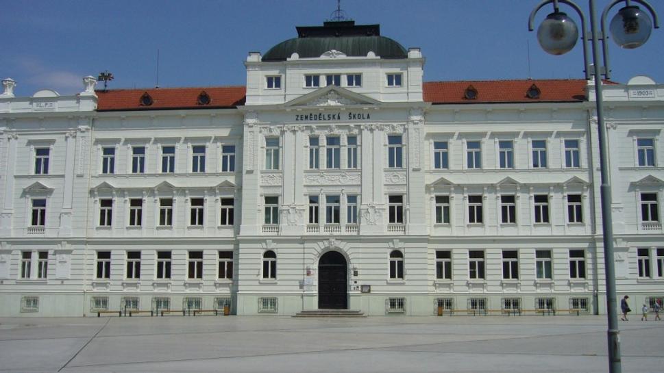 Budova Zemědělské školy z roku 1903