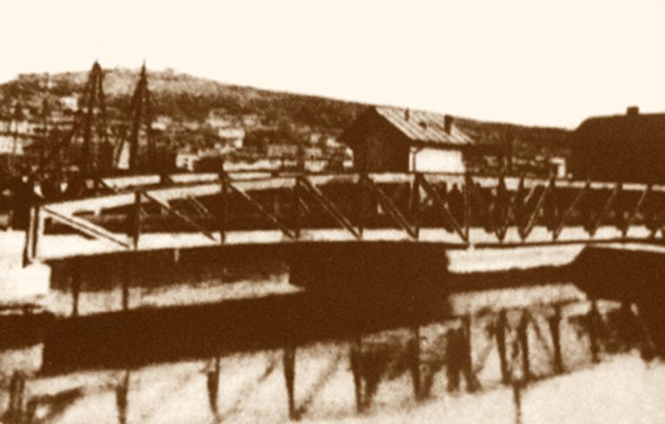 Otočný most v Rijeke, postavený v roku 1888.
