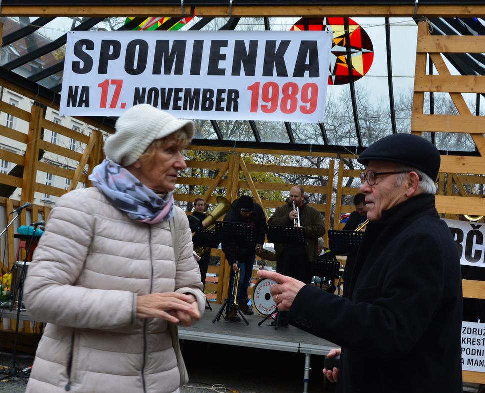 Posledné prípravy s Máriou Muchovou (podpredsedníčka ZKS)
