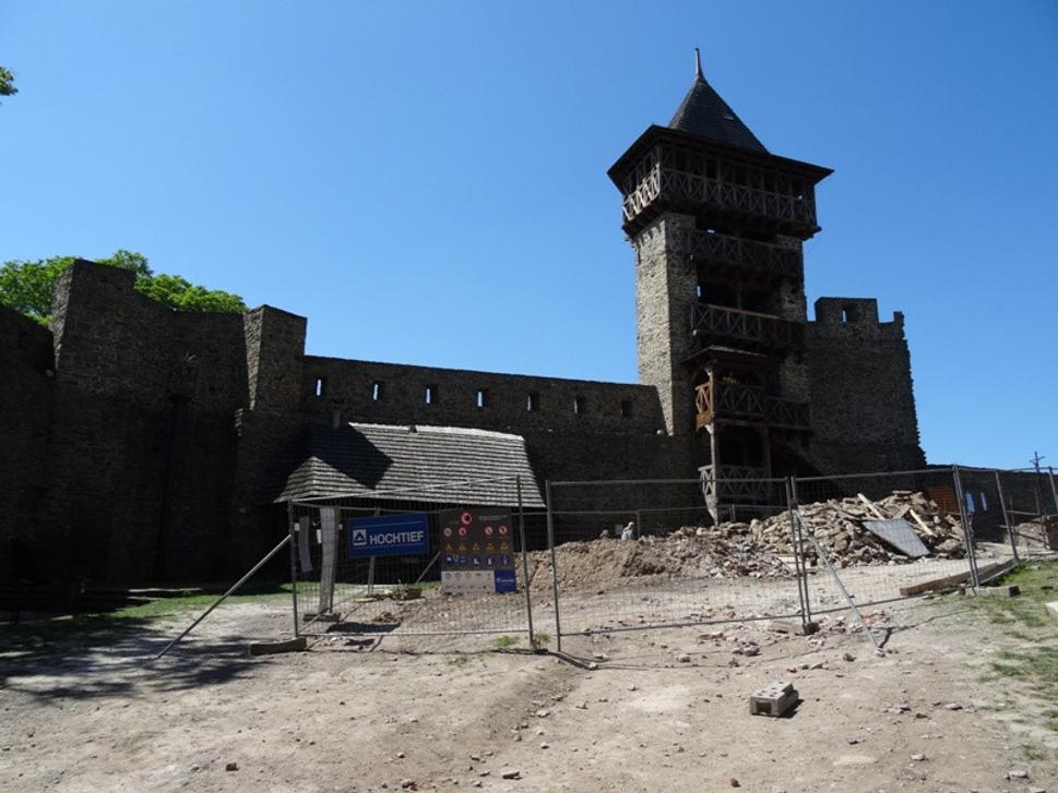 Husitská veža, z ktorej je výhľad na široko-ďaleko.