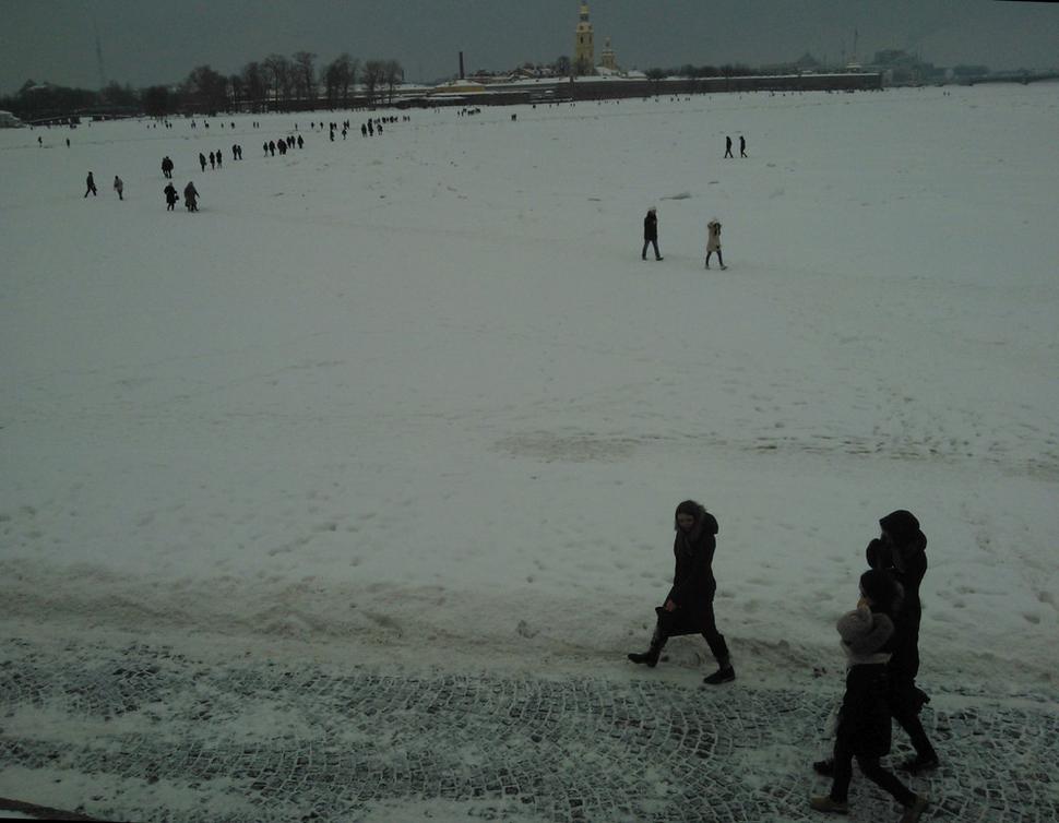Petrohradčania a milovaná Neva.