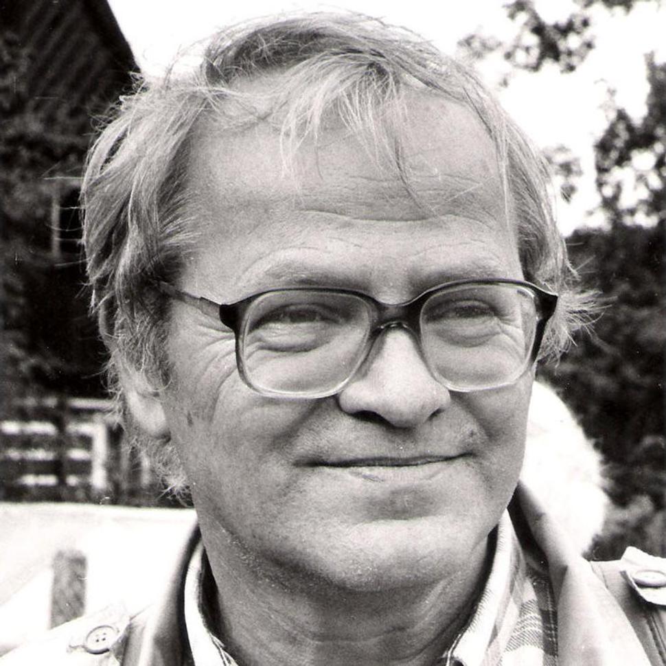 Môj starý otec, Milan Šimečka, filozof, ktorý musel po roku 1968 šoférovať bager.
