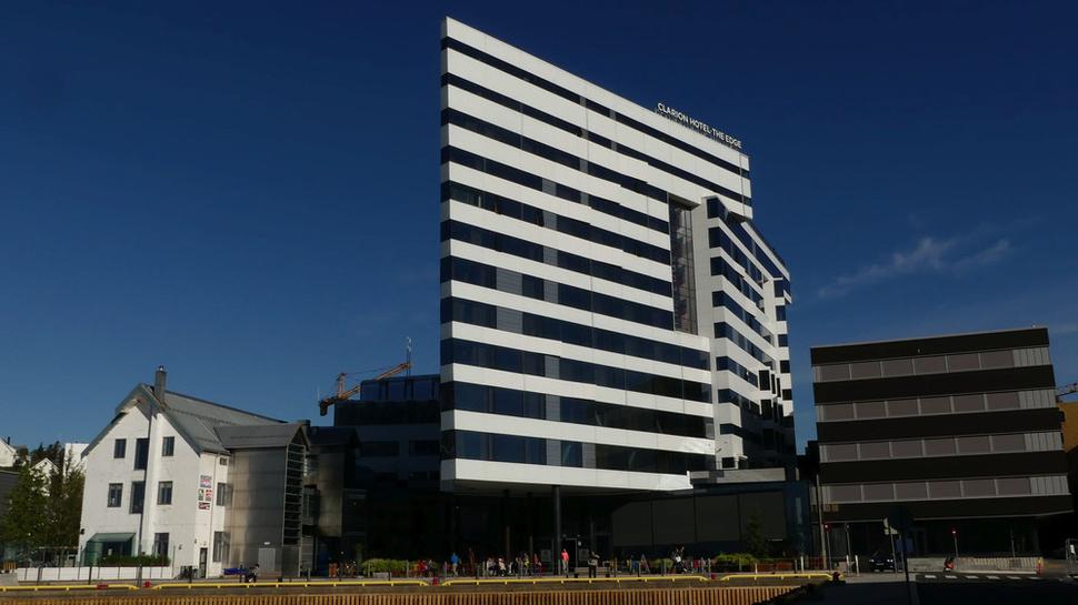 Náš hotel - má pripomínať loď
