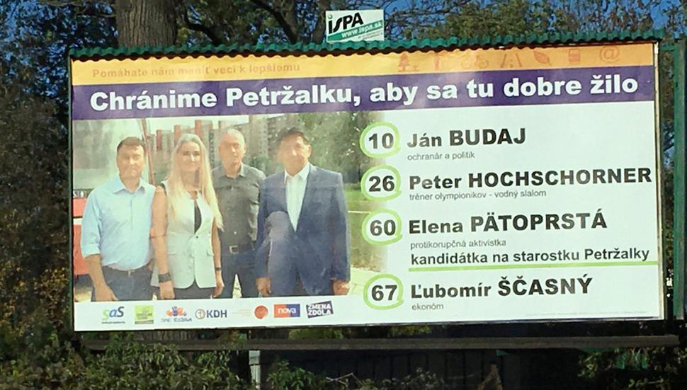 Zavádzajúci billboard Eleny Pätoprstej.