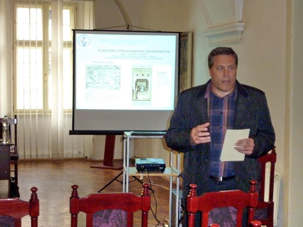13.K prítomným sa prihovoril Prof. MVDr. Jaroslav Legáth, CSc