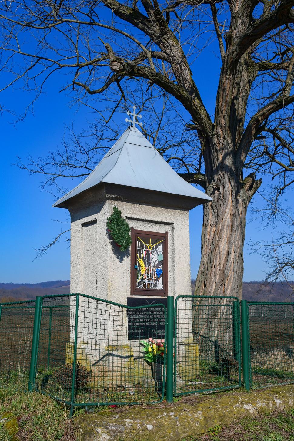 V boji zahynul aj vácovský biskup Sbardellatti, vedúci zásobovacieho oddielu. Padol priamo pri ceste zo Šiah do Plášťoviec na mieste, kde na jeho pamiatku pri pamätnom parku bola postavená malá kaplnka. Domáci ju poznajú pod názvom Turecká kaplnka.