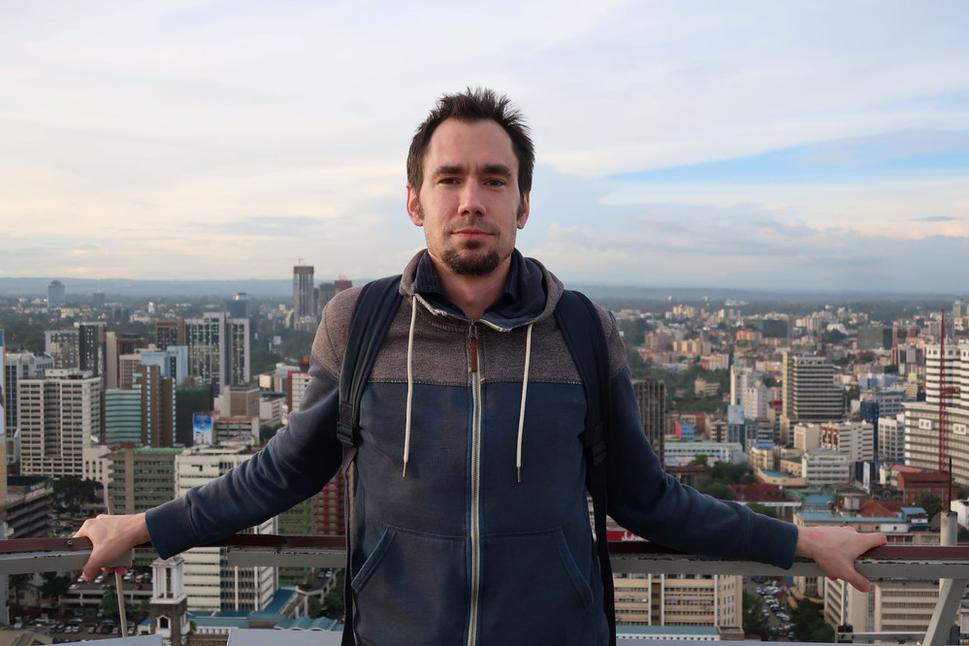 Peťo a panoráma Nairobi