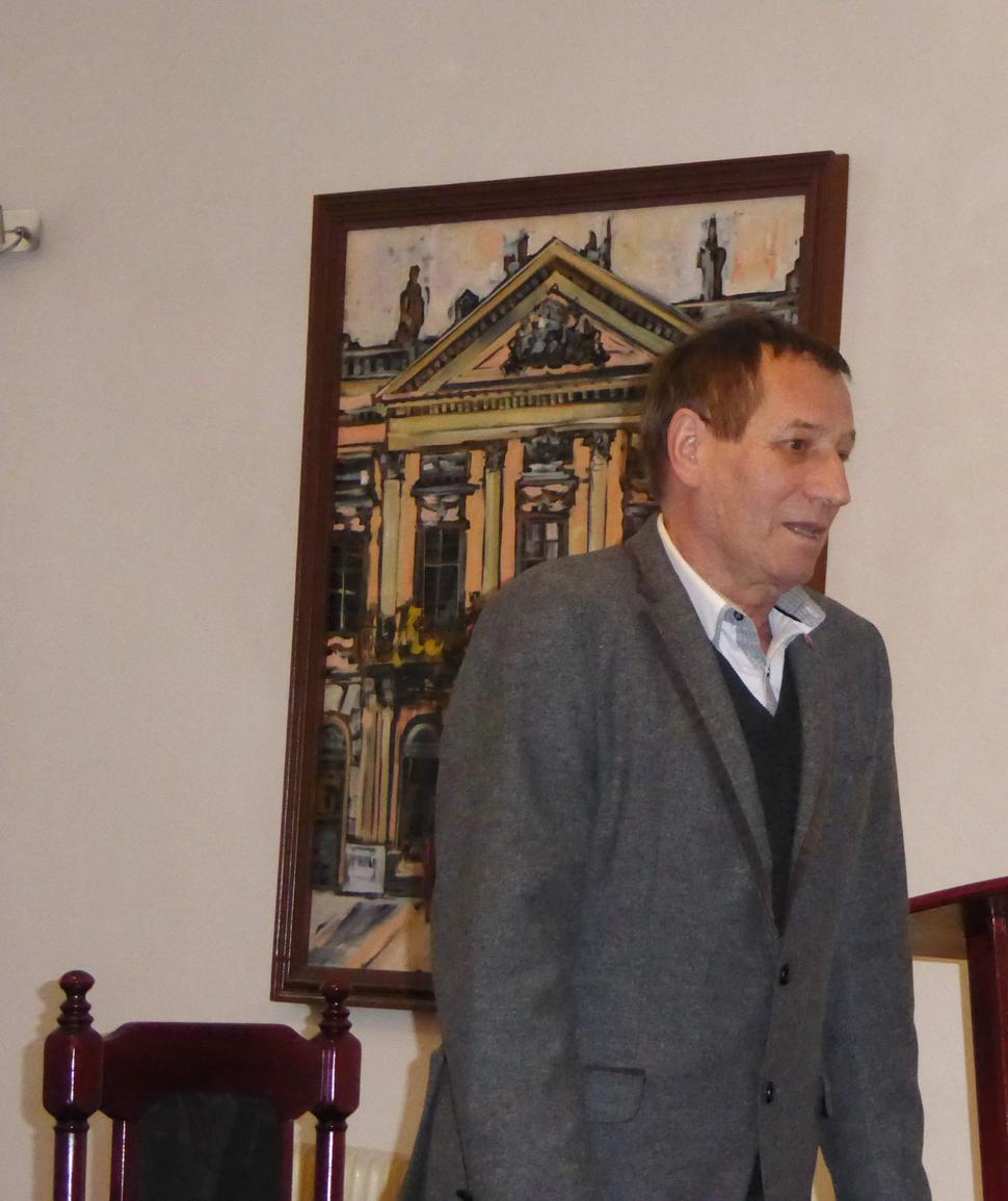 K publiku sa prihovoril predseda Zväzu slovenských filatelistov Miroslav Ňaršík