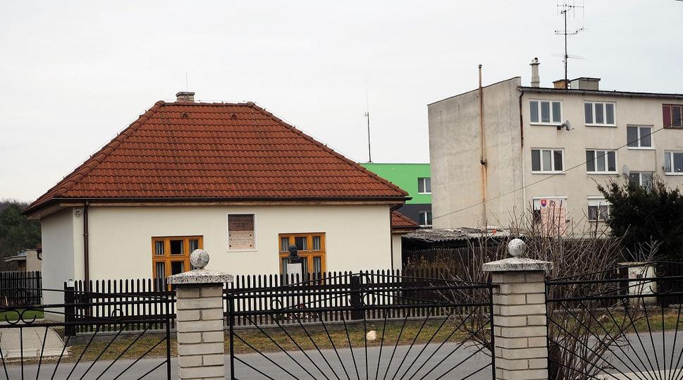 Pamätný dom K. Mikszátha