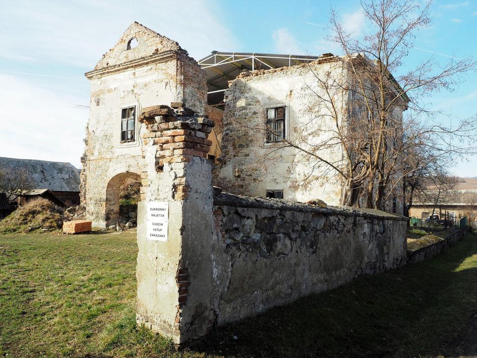 Malé Zlievce, kaštieľ