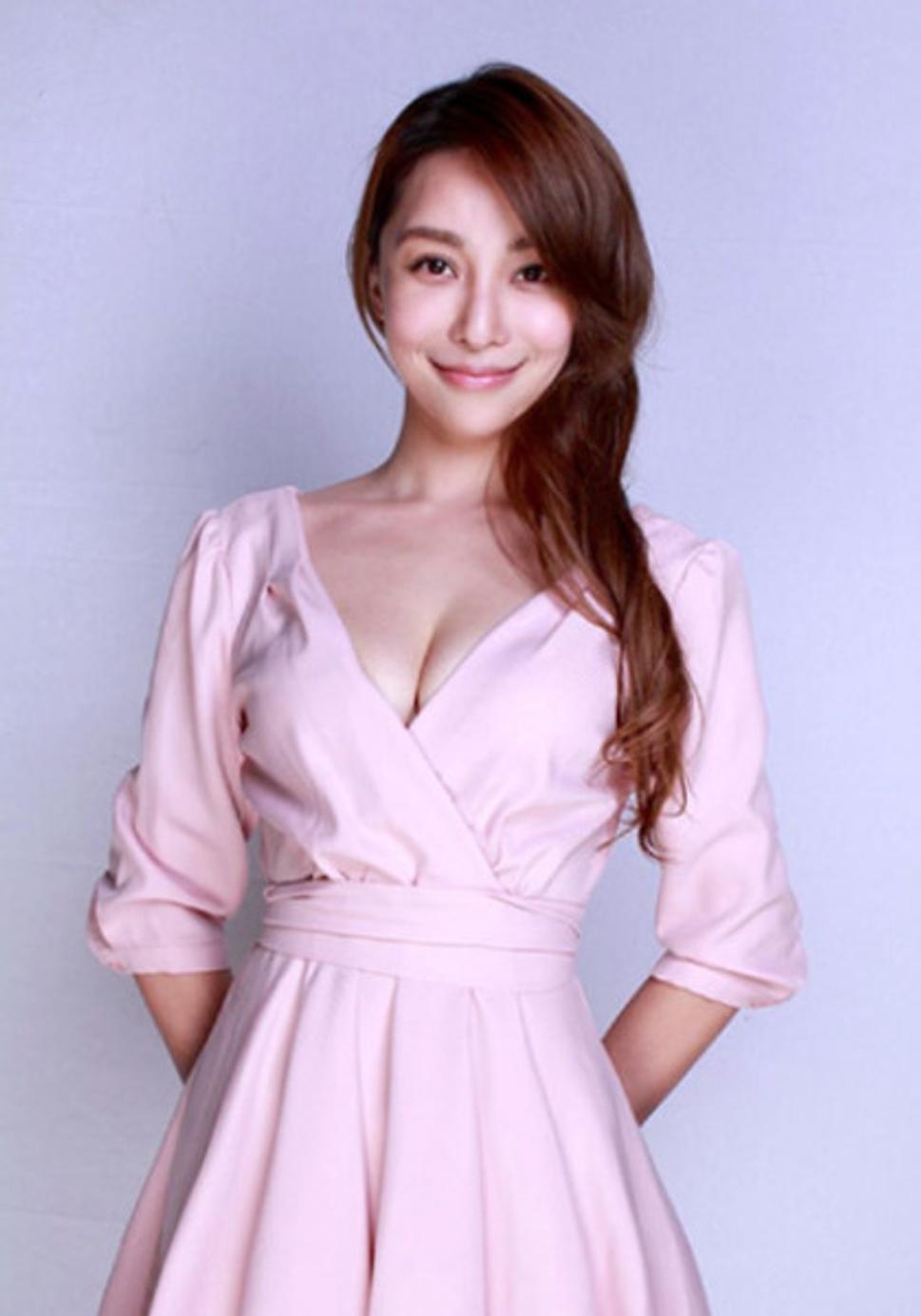 Taiwanská herečka Cecilia Chan