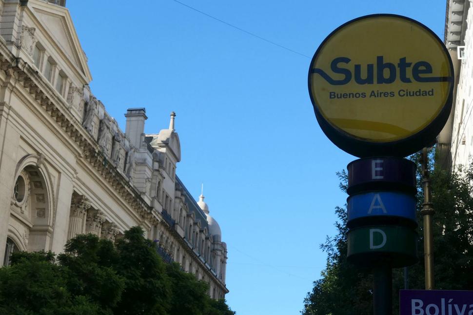 Metro v Buenos Aires