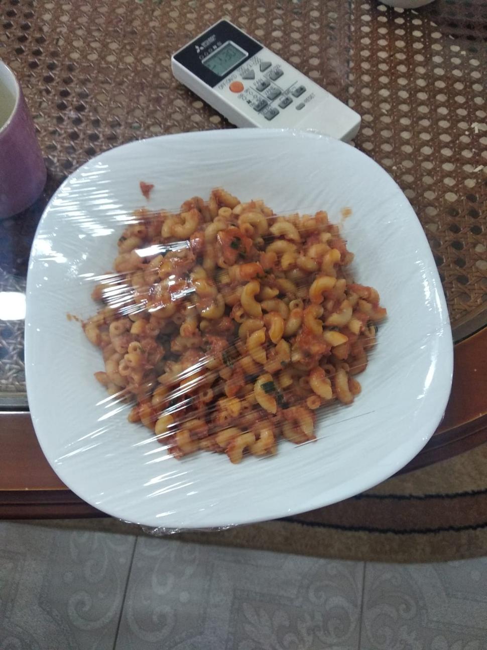Pasta with tomato and tuna fish. My neighbour works for Maritim Plaza Tirana. A luxury hotel in Tirana. Nothing to complain, amazing dish =)