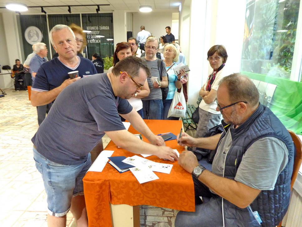 15.Autogramiáda