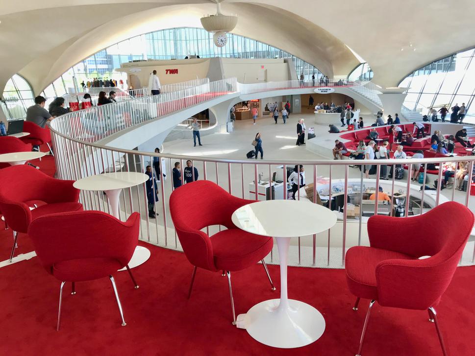 TWA Hotel s najväčšou vstupnou halou na svete.