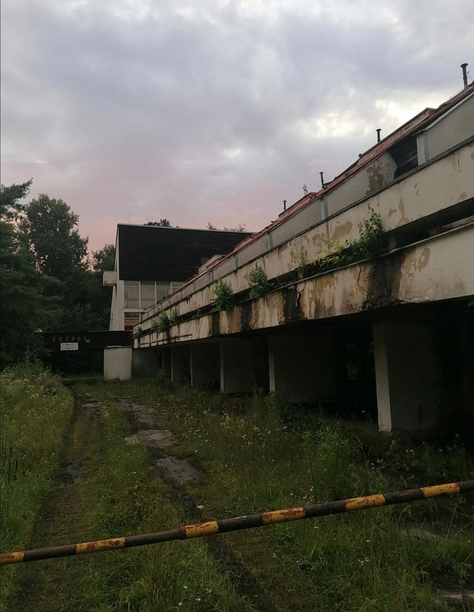 v diaľke vidno recepciu