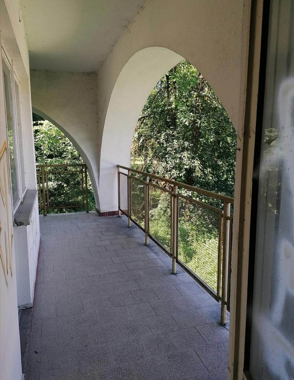 balkón vôbec nepripomína Černobyľ