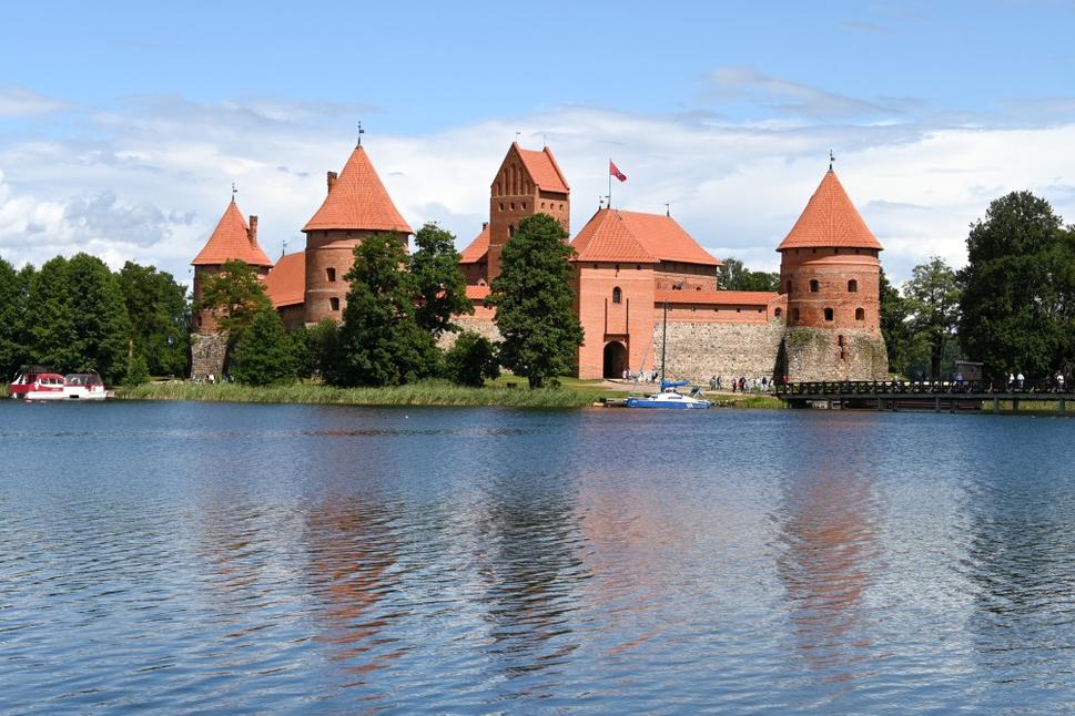 Najkrajší hrad Litvy je Trakai kúsok od Vilinusu