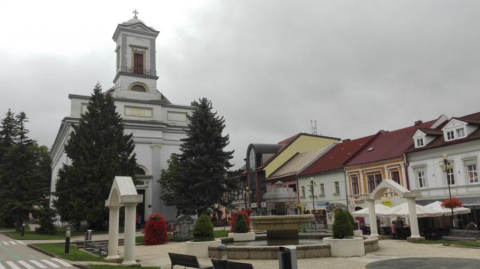 Námestie sv. Egídia v centre Popradu.
