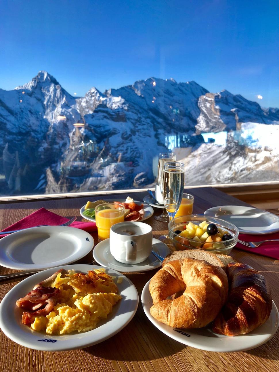 James Bond Brunch, Piz Gloria